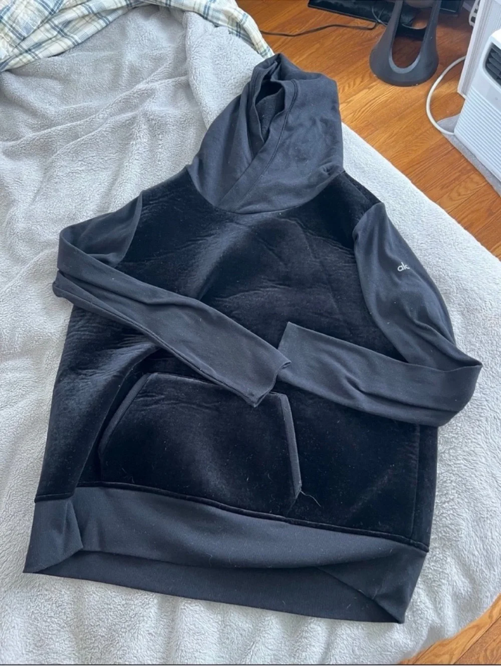 Alo Yoga Black Velvet Velour Sweatshirt Hoodie Large